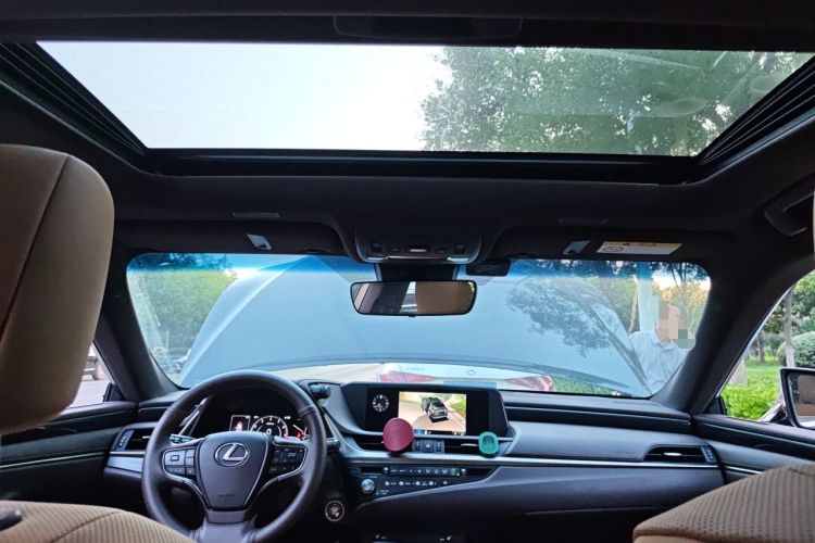 Used Lexus ES 2020 200 Excellence Edition Headliner