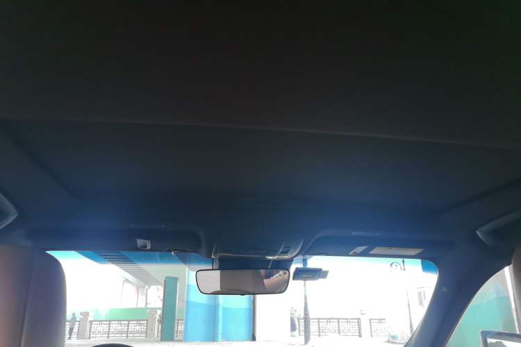 Used Lexus ES 2020 300h Premier Edition Headliner
