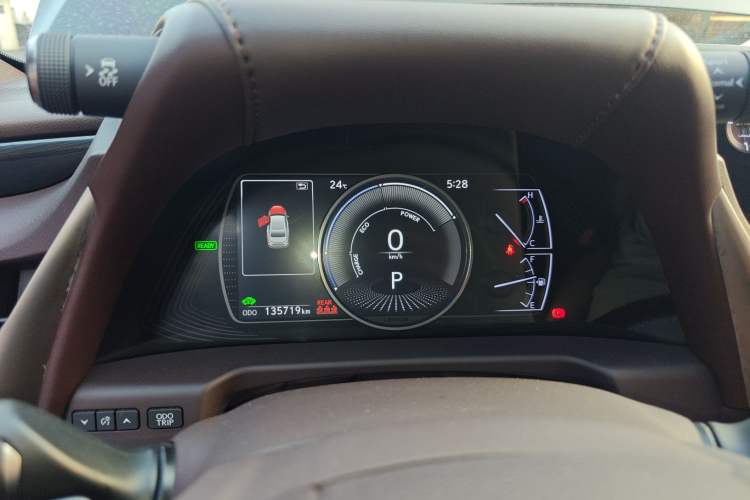 Used Lexus ES 2020 300h Premier Edition Instrument Cluster