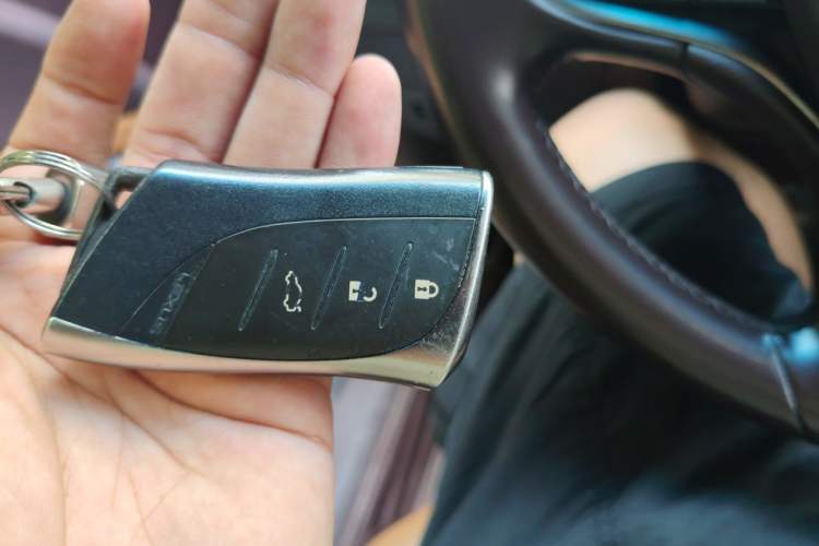 Used Lexus ES 2020 300h Premier Edition Interior 1