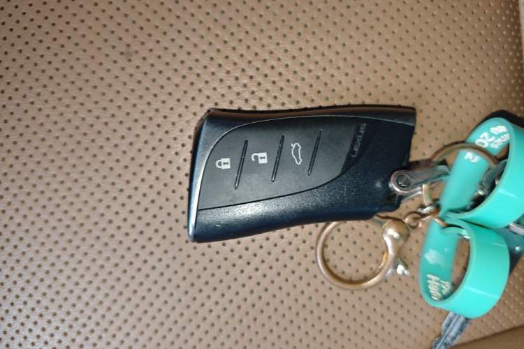 Used Lexus ES 2020 200 Excellence Edition Interior 1
