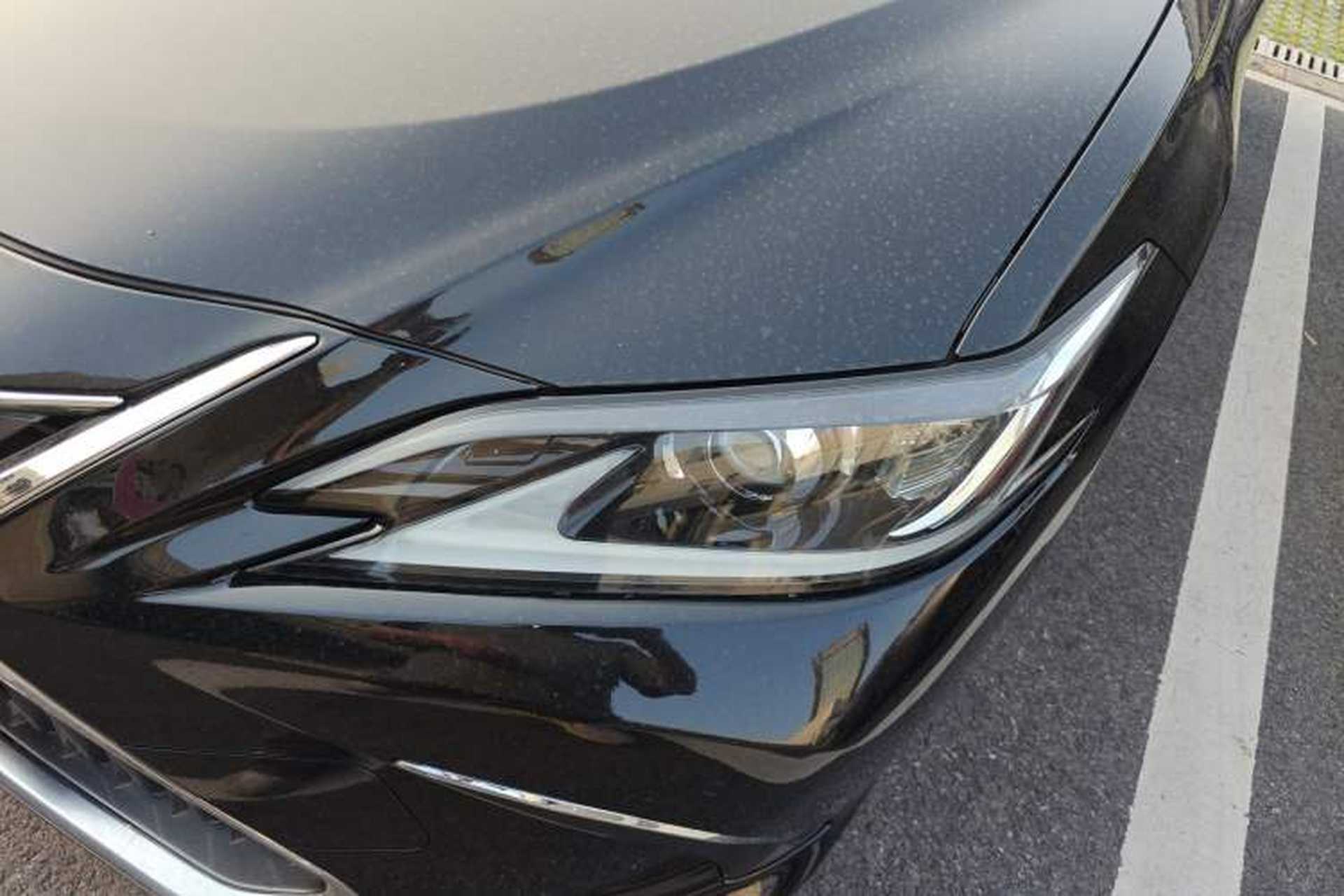 Used Lexus ES 2020 300h Premier Edition Left Front Headlight