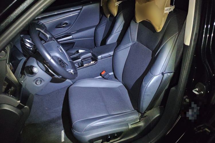 Used Lexus ES 2020 200 Excellence Edition Left Front Seat