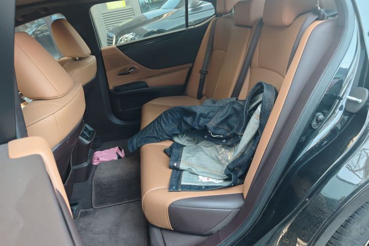 Used Lexus ES 2020 200 Excellence Edition