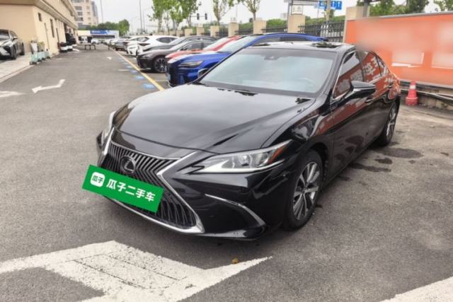 Used Lexus ES 2020 260 Excellence Edition
