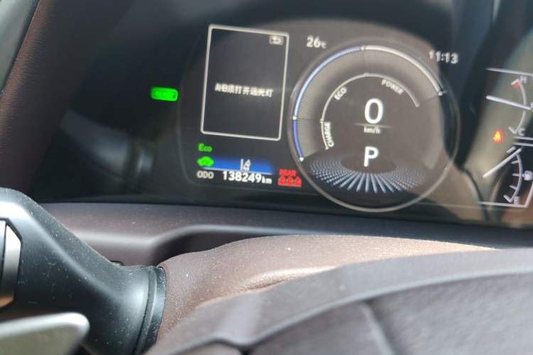 Used Lexus ES 2020 300h Premier Edition Odometer Close Up
