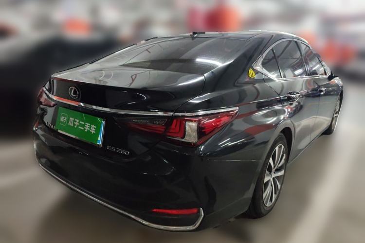 Used Lexus ES 2020 200 Excellence Edition Rear Right 45 Deg
