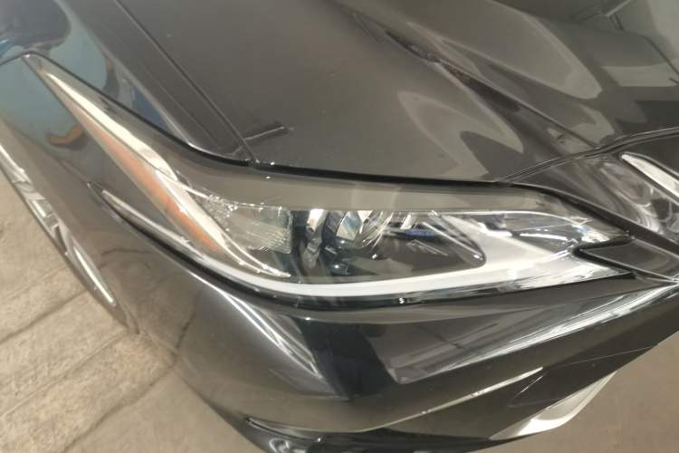 Used Lexus ES 2020 200 Excellence Edition Right Front Headlight