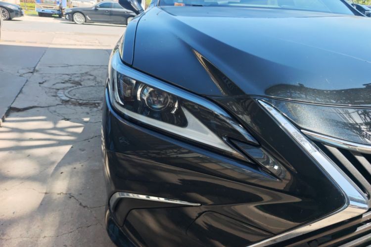 Used Lexus ES 2020 200 Excellence Edition