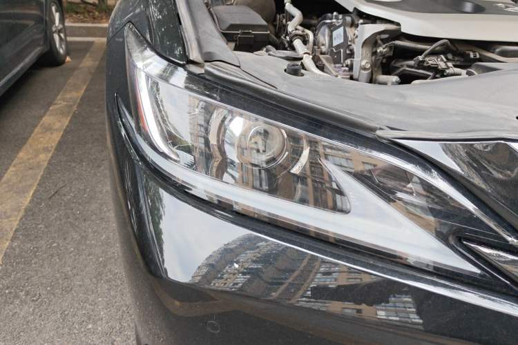 Used Lexus ES 2020 200 Luxury Edition Right Front Headlight