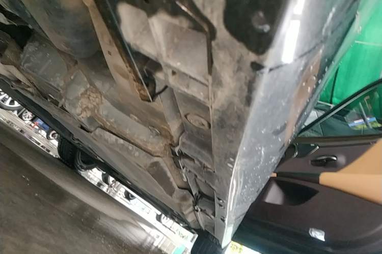 Used Lexus ES 2020 200 Excellence Edition Right Side Sill