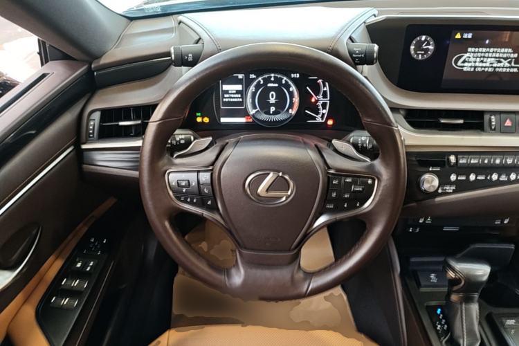 Used Lexus ES 2020 200 Excellence Edition Steering Wheel