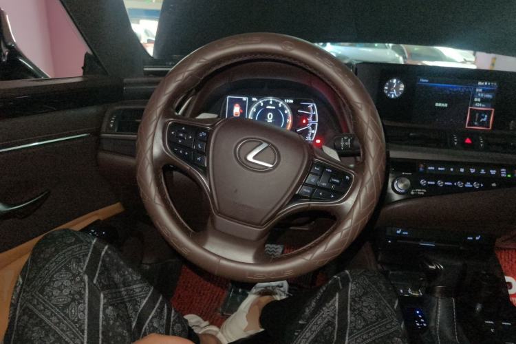 Used Lexus ES 2020 200 Excellence Edition Steering Wheel