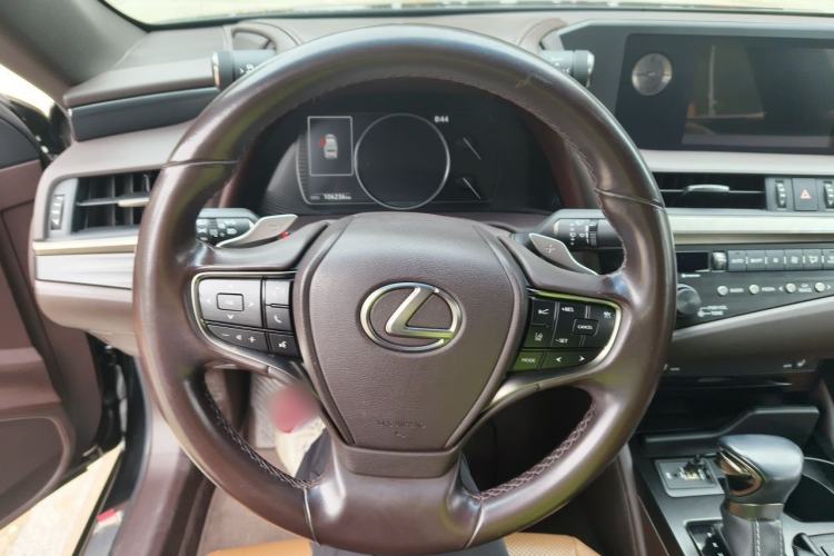 Used Lexus ES 2020 200 Excellence Edition Steering Wheel