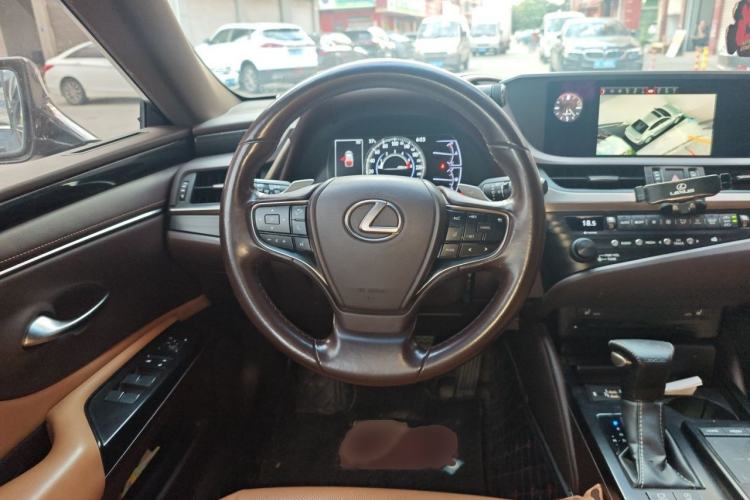 Used Lexus ES 2020 200 Excellence Edition Steering Wheel