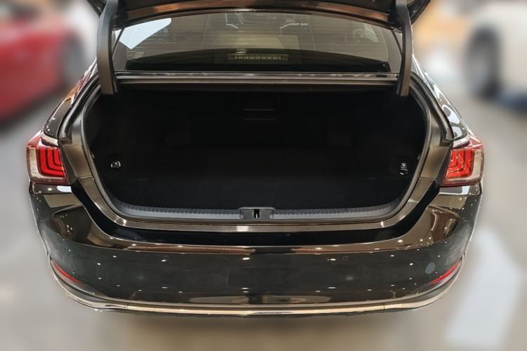 Used Lexus ES 2020 200 Excellence Edition Trunk