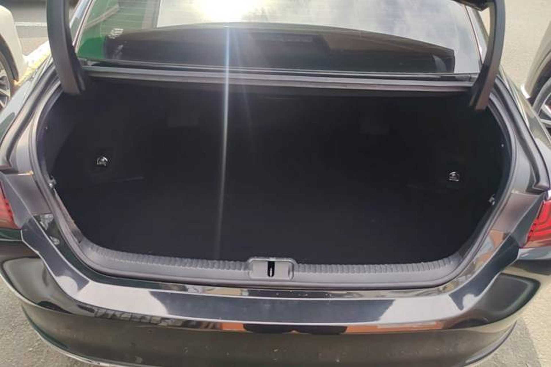 Used Lexus ES 2020 260 Excellence Edition Trunk