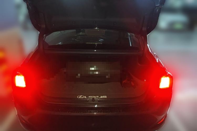 Used Lexus ES 2020 200 Excellence Edition Trunk