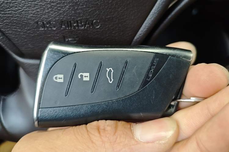 Used Lexus ES 2020 200 Excellence Edition Vehicle Key