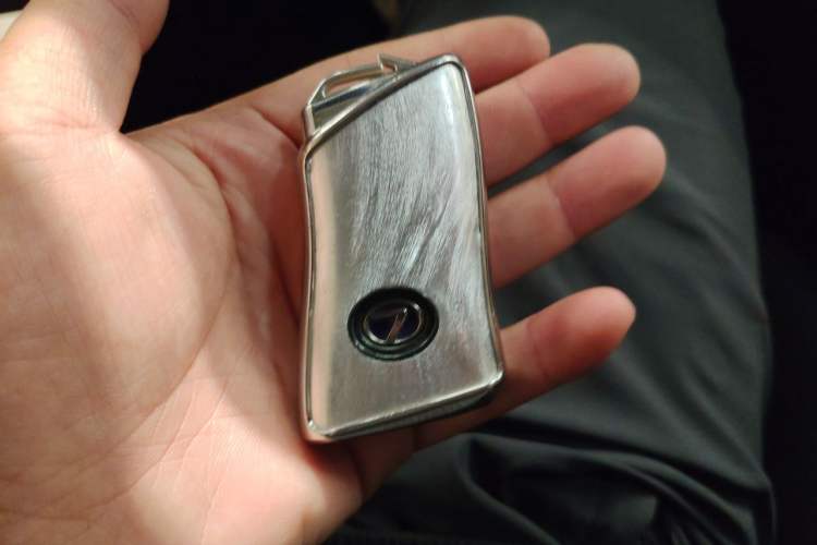 Used Lexus ES 2020 300h Premium Edition Vehicle Key
