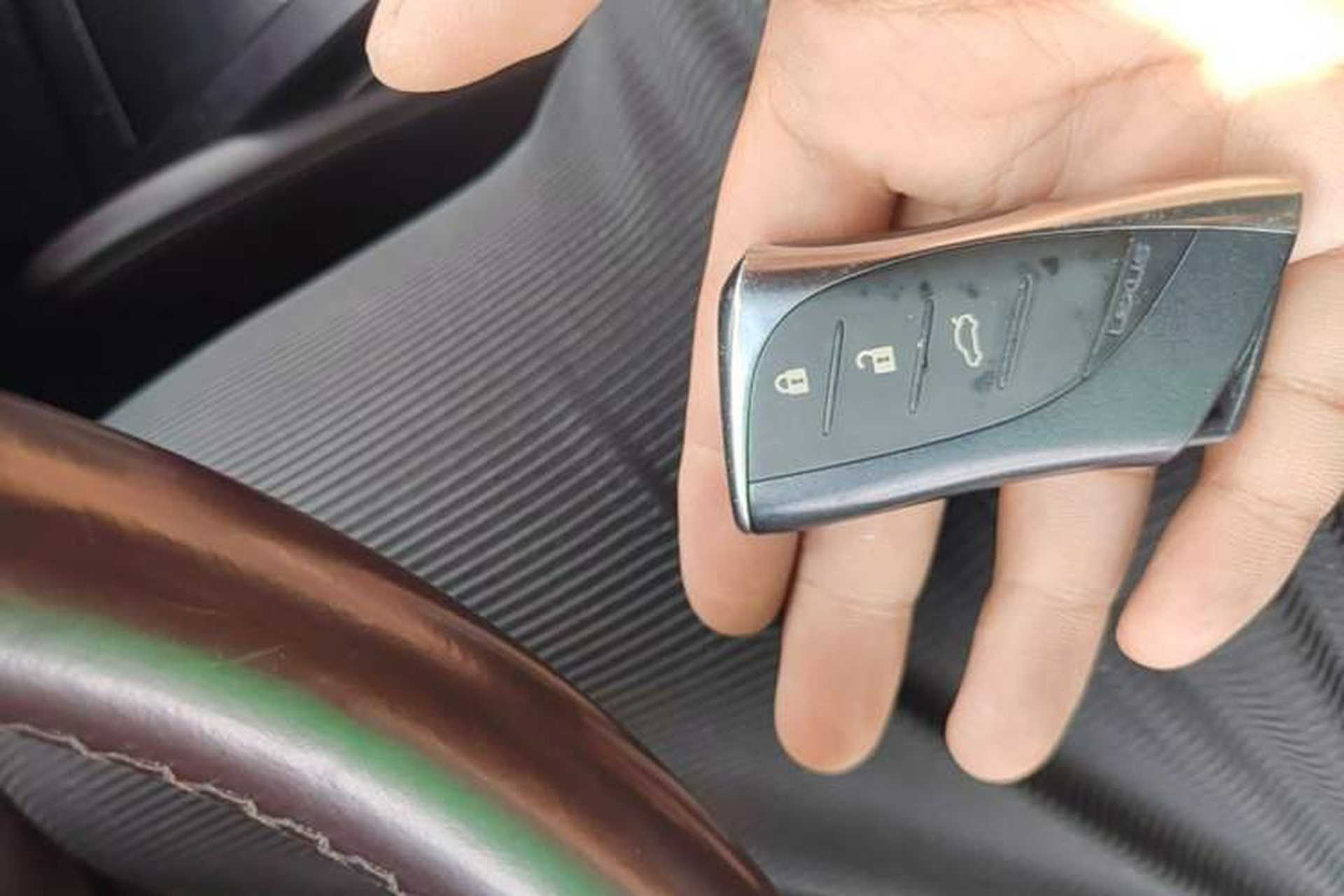 Used Lexus ES 2020 260 Excellence Edition Vehicle Key