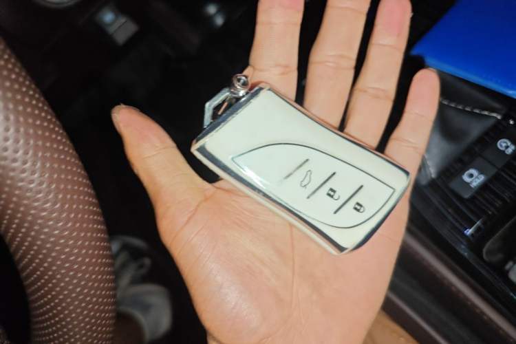 Used Lexus ES 2020 200 Excellence Edition Vehicle Key