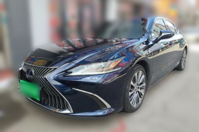 Used Lexus ES 2020 300h Deluxe Edition