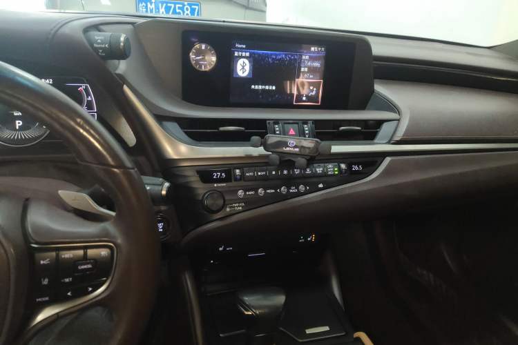 Used Lexus ES 2020 200 Excellence Edition Audio And AC Panel