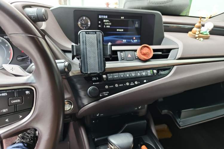 Used Lexus ES 2020 200 Excellence Edition Audio And AC Panel