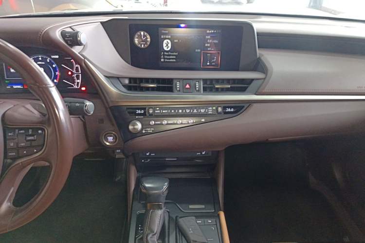 Used Lexus ES 2020 260 Excellence Edition Audio And AC Panel