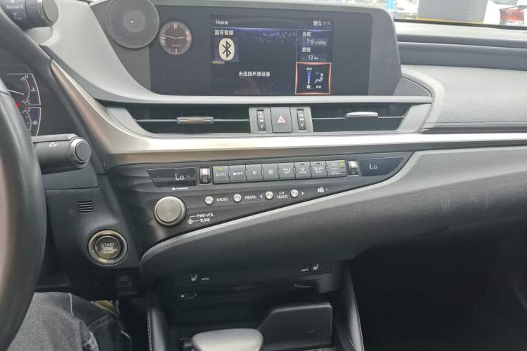 Used Lexus ES 2020 200 Excellence Edition Audio And AC Panel