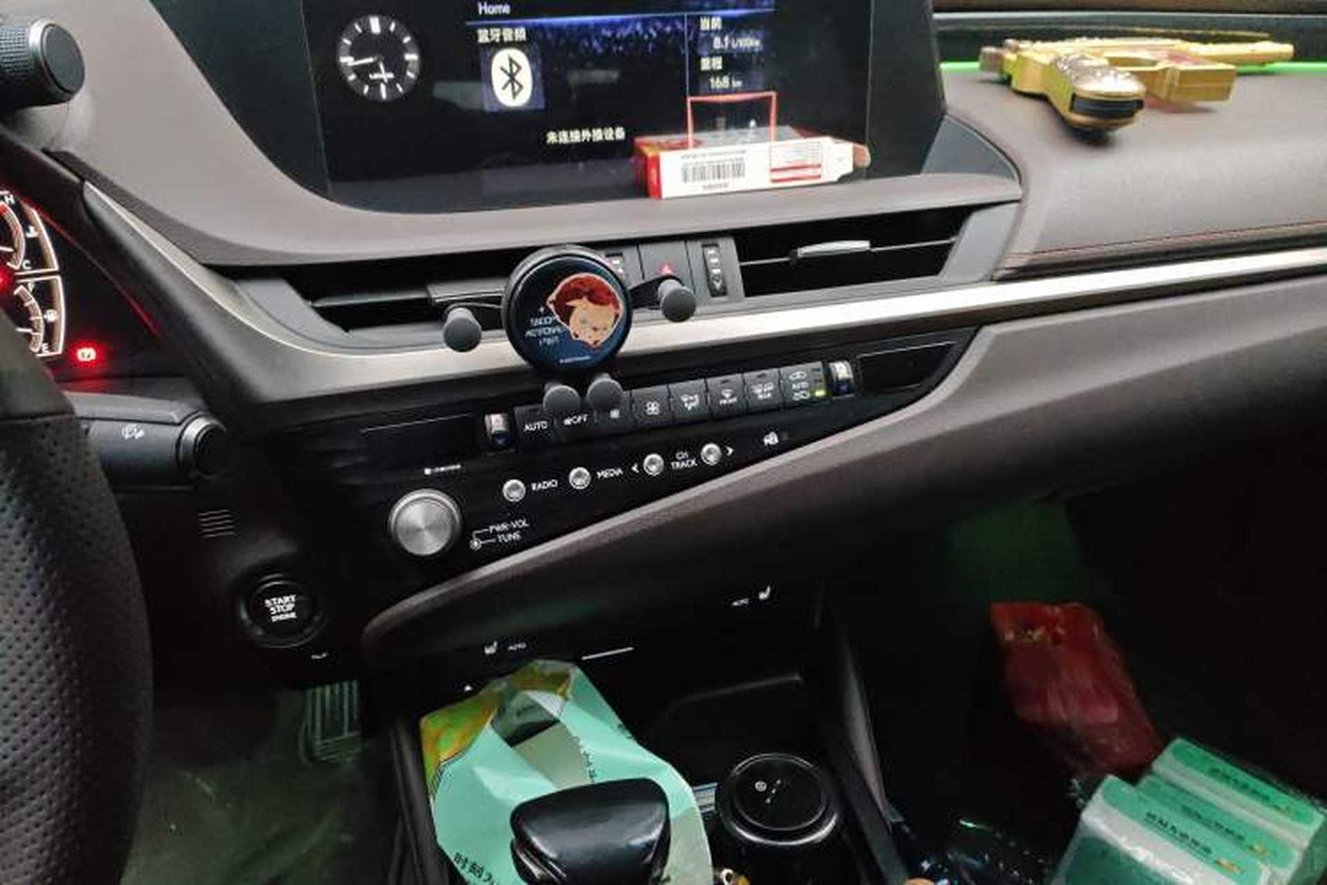 Used Lexus ES 2020 200 Excellence Edition Audio And AC Panel