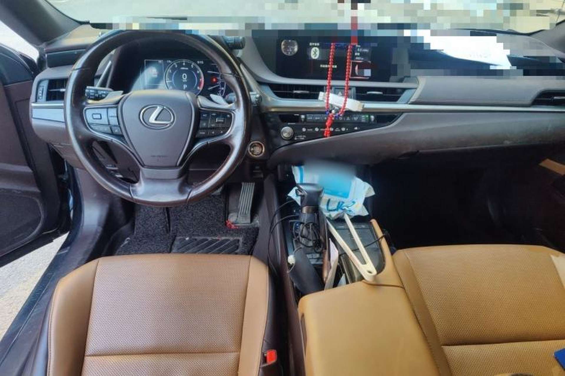 Used Lexus ES 2020 200 Excellence Edition Center Console