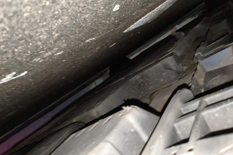 Used Lexus ES 2020 300h Premier Edition Chassis Rear Left