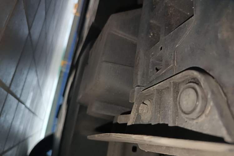 Used Lexus ES 2020 300h Premium Edition Chassis Rear Left