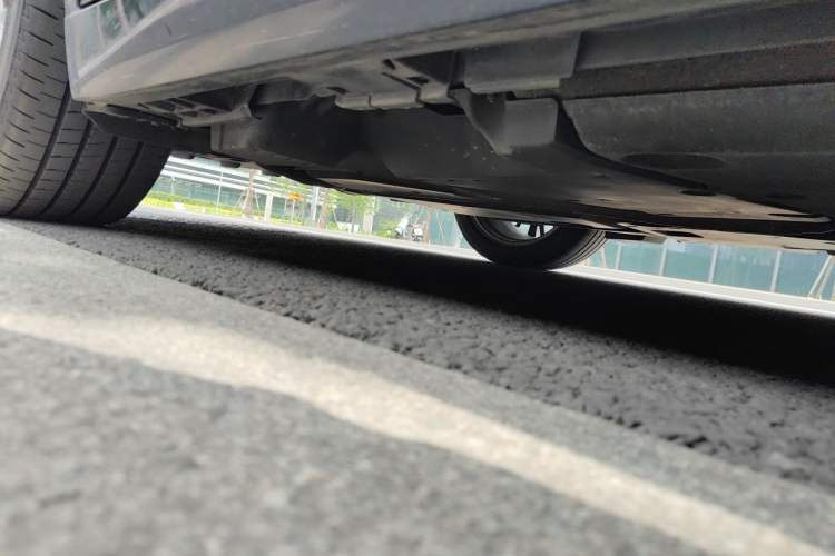 Used Lexus ES 2020 300h Deluxe Edition Chassis Rear Right