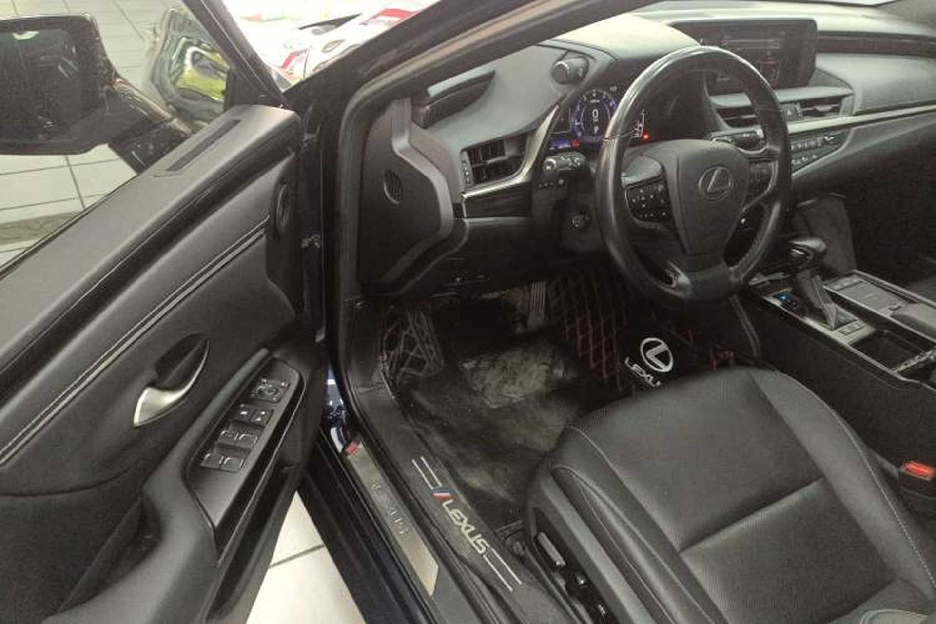Used Lexus ES 2020 200 Excellence Edition Driver Seat