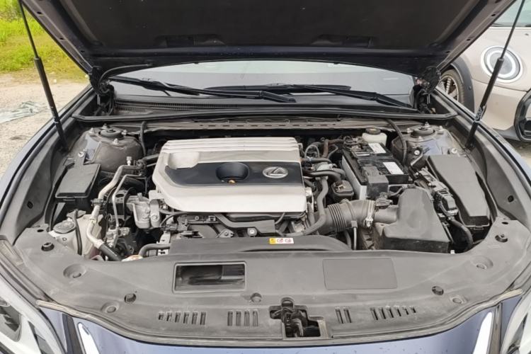 Used Lexus ES 2020 200 Excellence Edition Engine Bay