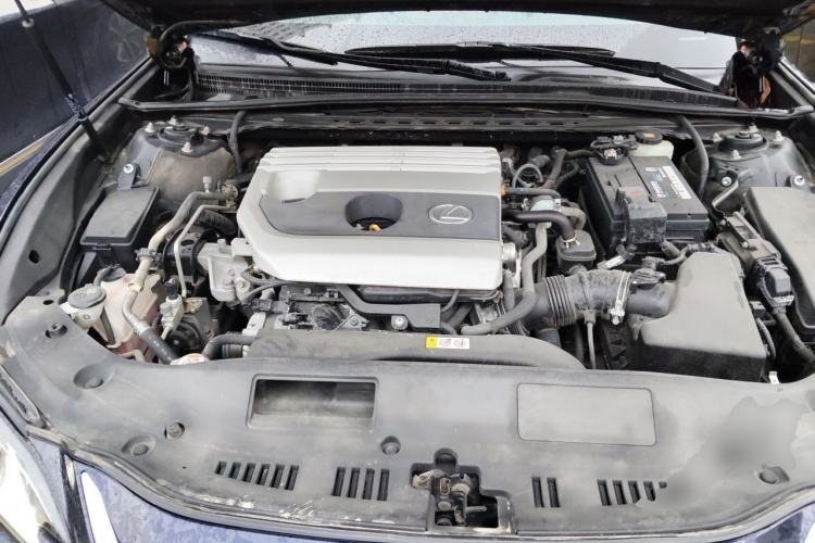 Used Lexus ES 2020 200 Excellence Edition Engine Bay