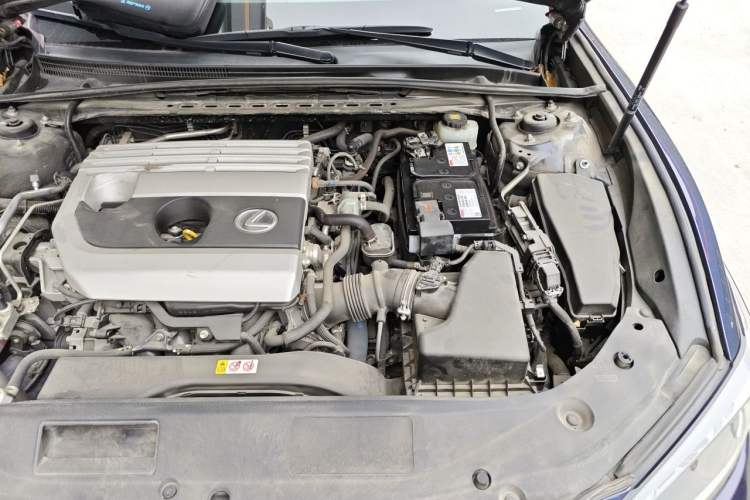 Used Lexus ES 2020 200 Excellence Edition Engine Bay Left