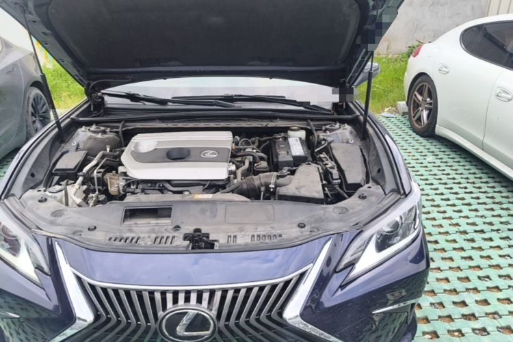 Used Lexus ES 2020 200 Excellence Edition Engine Bay Left