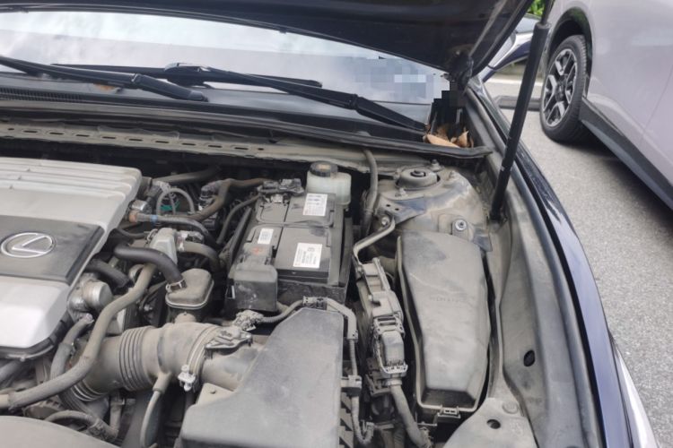 Used Lexus ES 2020 200 Luxury Edition Engine Bay Left