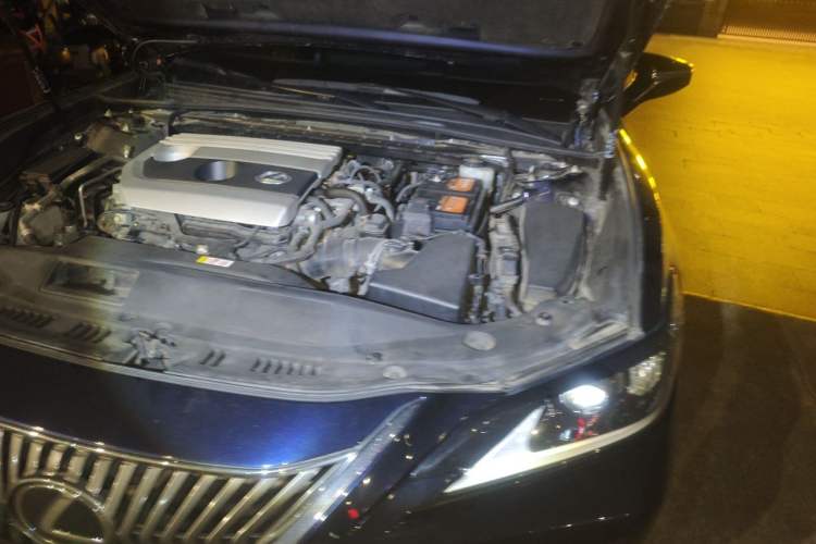Used Lexus ES 2020 200 Excellence Edition Engine Bay Left