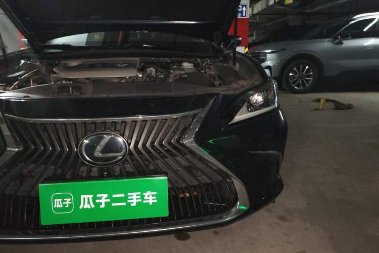 Used Lexus ES 2020 200 Excellence Edition Engine Bay Left