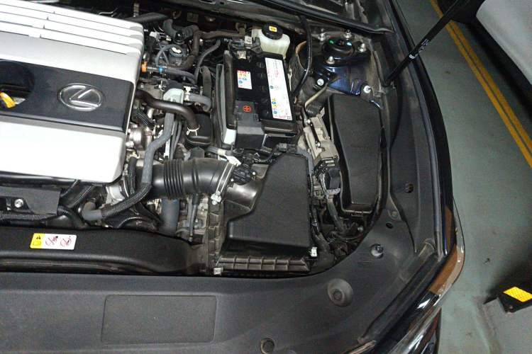 Used Lexus ES 2020 200 Excellence Edition Engine Bay Left