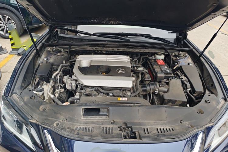 Used Lexus ES 2020 200 Excellence Edition Engine Bay