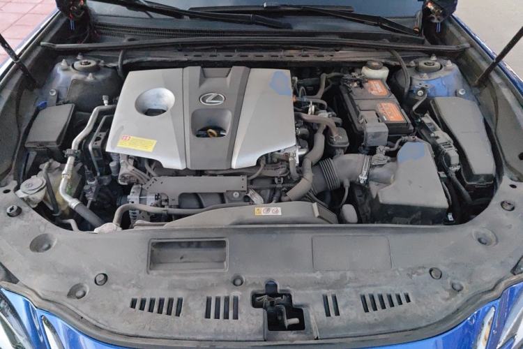 Used Lexus ES 2020 260 F SPORT Engine Bay