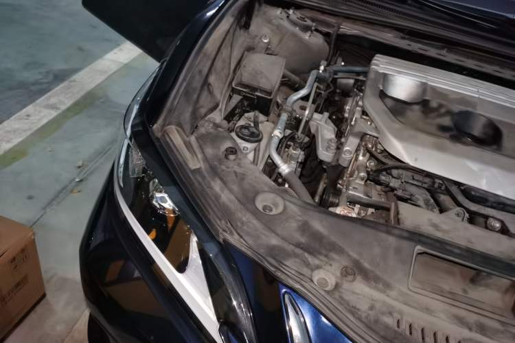 Used Lexus ES 2020 200 Excellence Edition Engine Bay Right