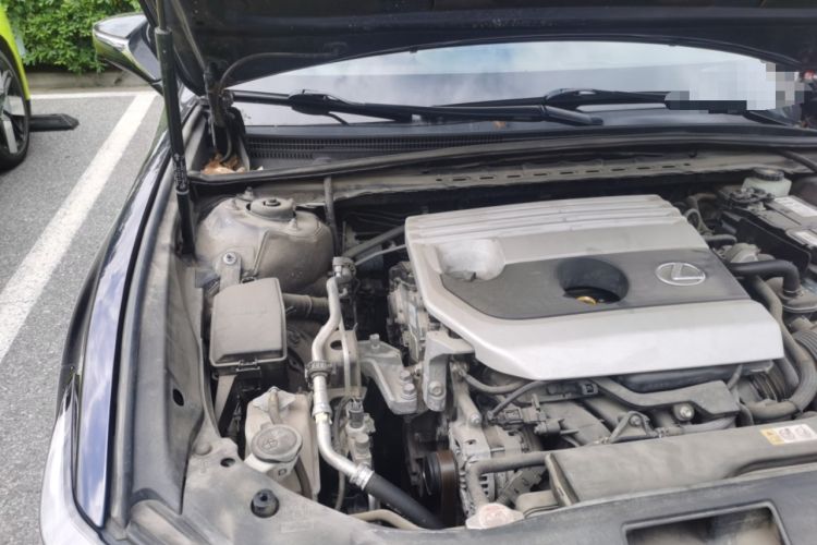 Used Lexus ES 2020 200 Luxury Edition Engine Bay Right