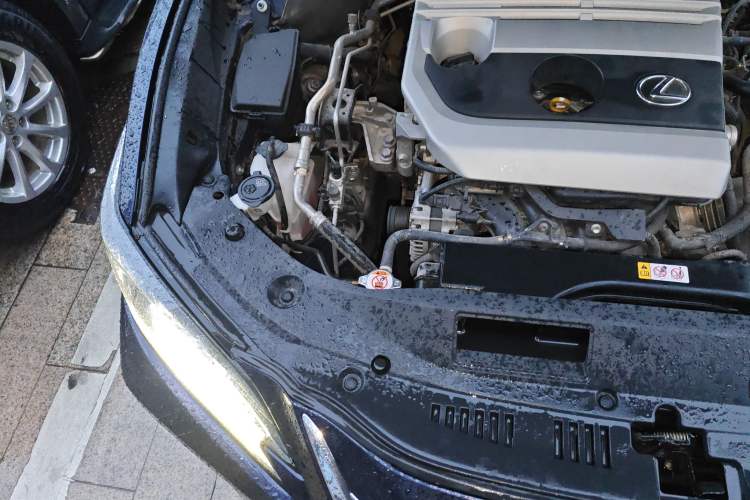 Used Lexus ES 2020 200 Excellence Edition Engine Bay Right